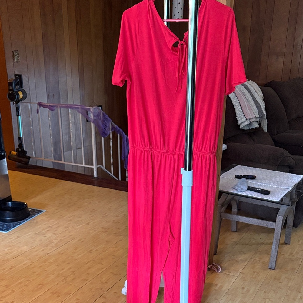 Elegant Red Tie-Neck Jumpsuit